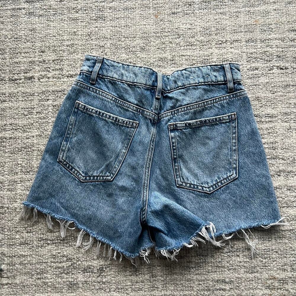Garage Denim Shorts 26 High Rise Mom Fit Cutoff Distressed Trendy - Picture 4 of 8